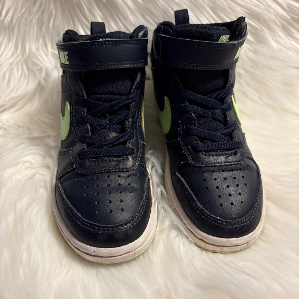 Nike Kids Black and Lime Sneakers